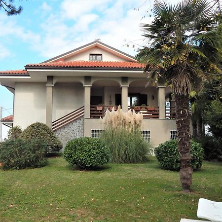 Amo' Le Langhe Bed and Breakfast Narzole Eksteriør billede