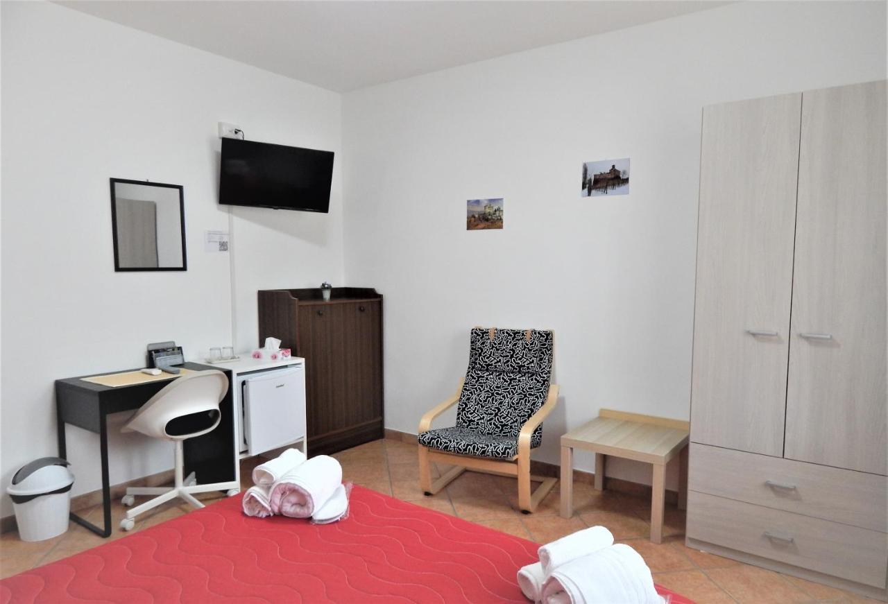 Amo' Le Langhe Bed and Breakfast Narzole Eksteriør billede